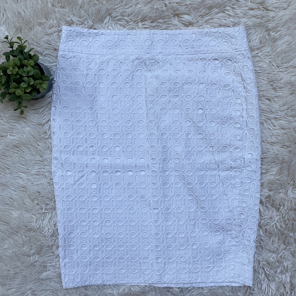 Loft Embroidered Eyelet Pencil Skirt 💗 White - Picture 4 of 14